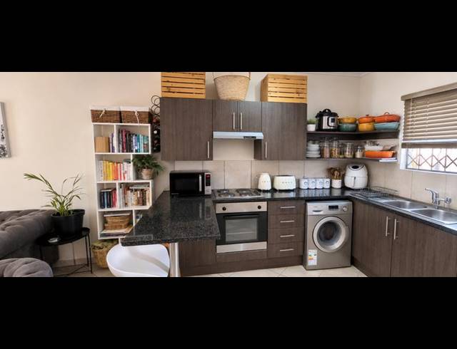 2 BEDROOM TOWNHOUSE FOR SALE IN THE REEDS